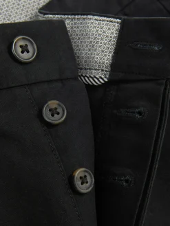 Primark Calças^Calças Chino Elásticas Corte Perna Direita